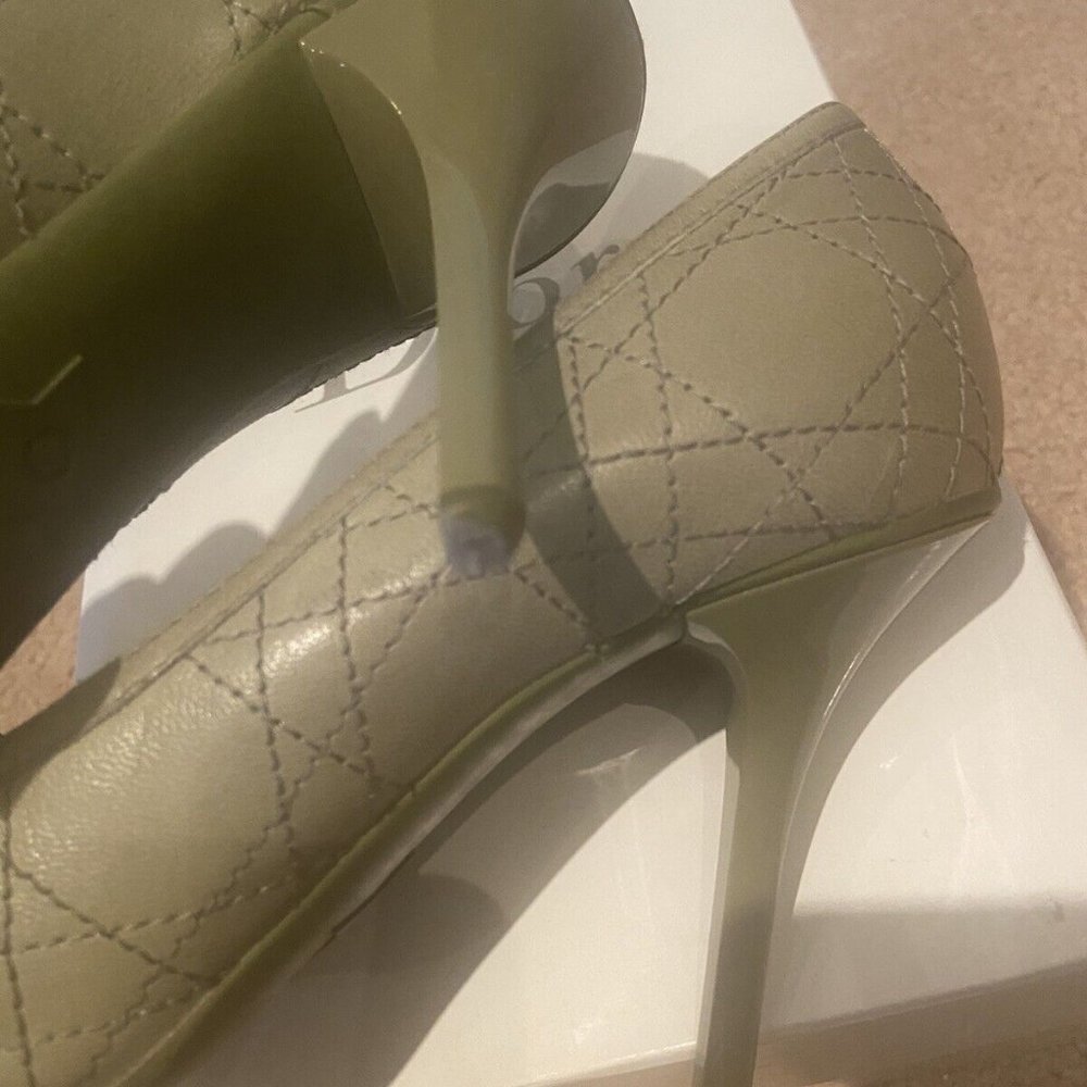 Authentic christian dior green stiletto pointy pump shoe silver buckle size 38 - Picture 3 of 12